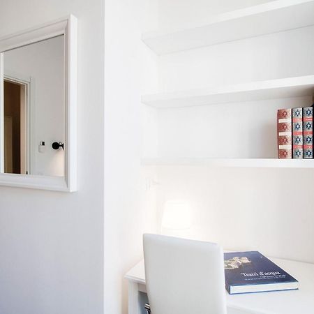 White Loft Como Central - The House Of Travelers Exterior photo