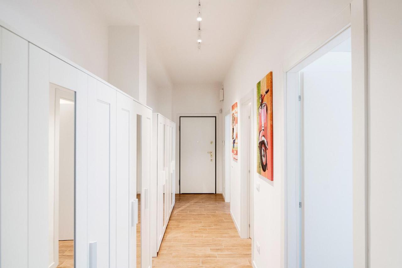 White Loft Como Central - The House Of Travelers Exterior photo